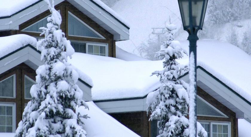 Готель Manoir Saint-Sauveur Екстер'єр фото